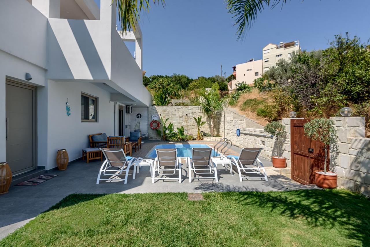 Villa Vasiliki スタロス エクステリア 写真